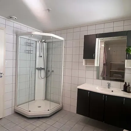 Centre - Modern 2br Bergen