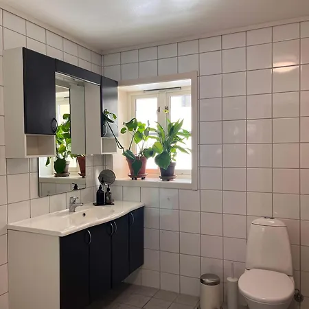 Centre - Modern 2br Lejlighed *